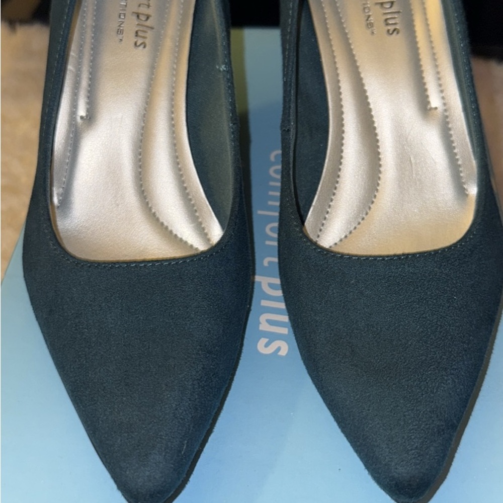Comfort Plus by Predictions Women's Dark Teal Heels